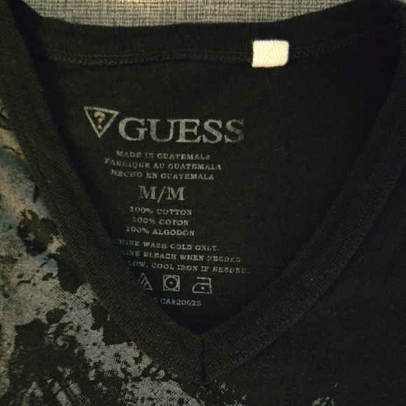 Guess Black and White Short Sleeve Tee Urban Style - Picture 3 of 5